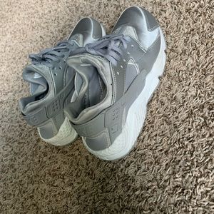 Women’s Sliver Huaraches